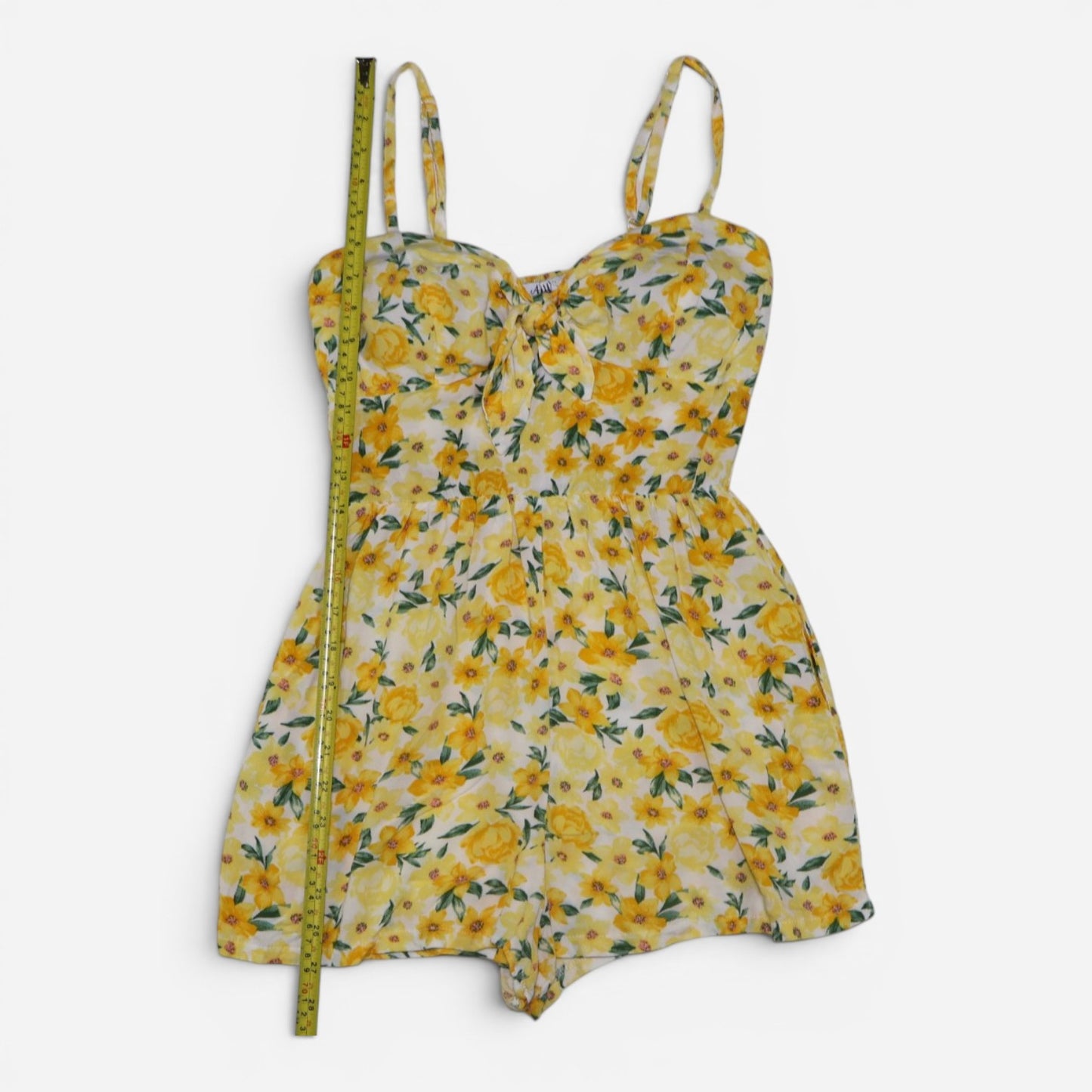 ROMPER AMARILLO CON ESTAMPADO DE FLORES | A.W.N. | TALLA XS
