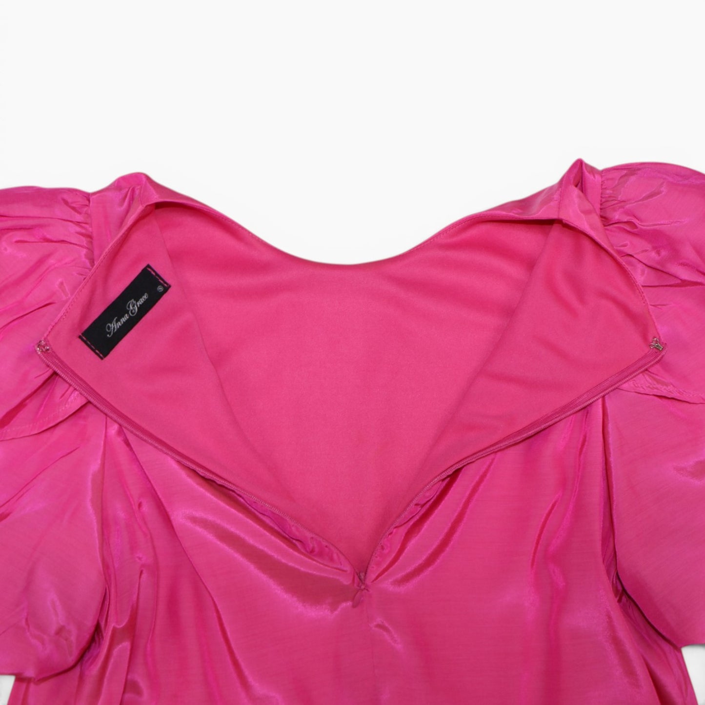 BLUSA FUCSIA CON MANGAS ABULLONADAS | ANNA GRACE | TALLA S
