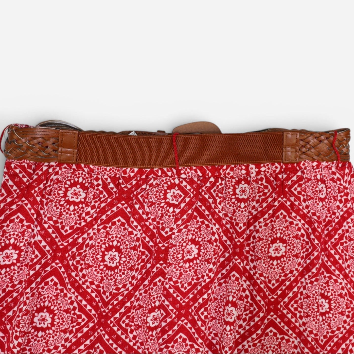 FALDA ROJA ESTAMPADA CON CORREA | FADED GLORY | TALLA L (12-14)