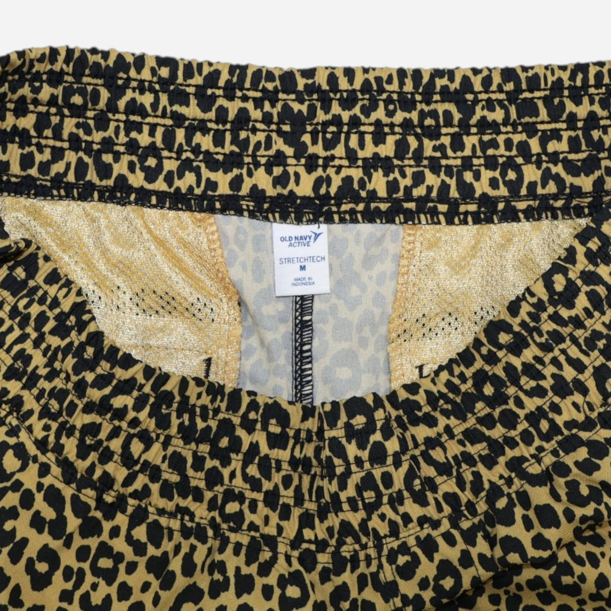 SHORTS DEPORTIVOS CON ESTAMPADO DE LEOPARDO | OLD NAVY | TALLA M