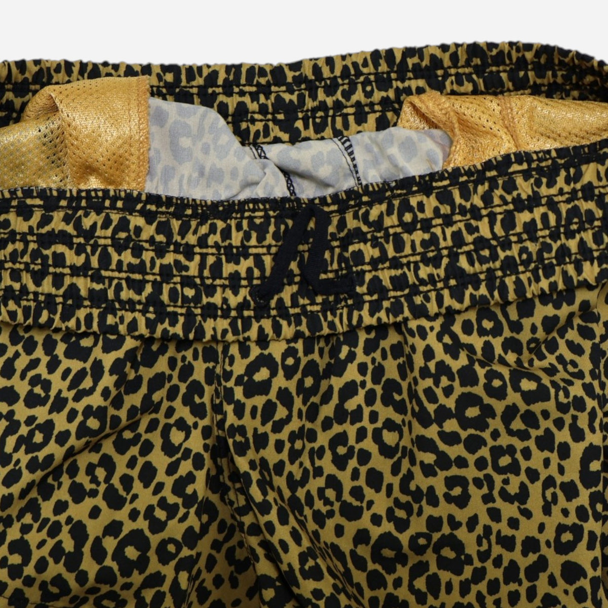 SHORTS DEPORTIVOS CON ESTAMPADO DE LEOPARDO | OLD NAVY | TALLA M