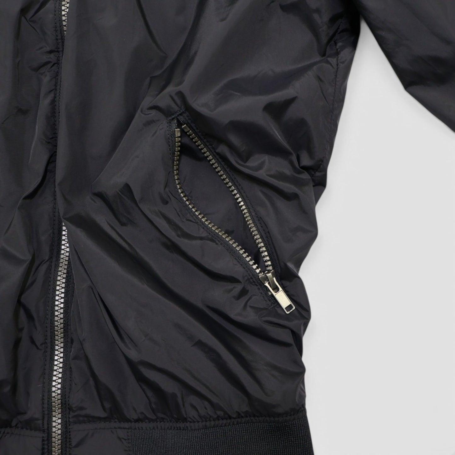 CHAQUETA NEGRA PARA NIÑOS | H&M | TALLA 13-14