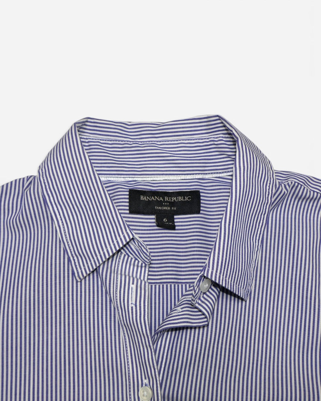 Etiqueta Banana Republic Tailored Fit talla 6