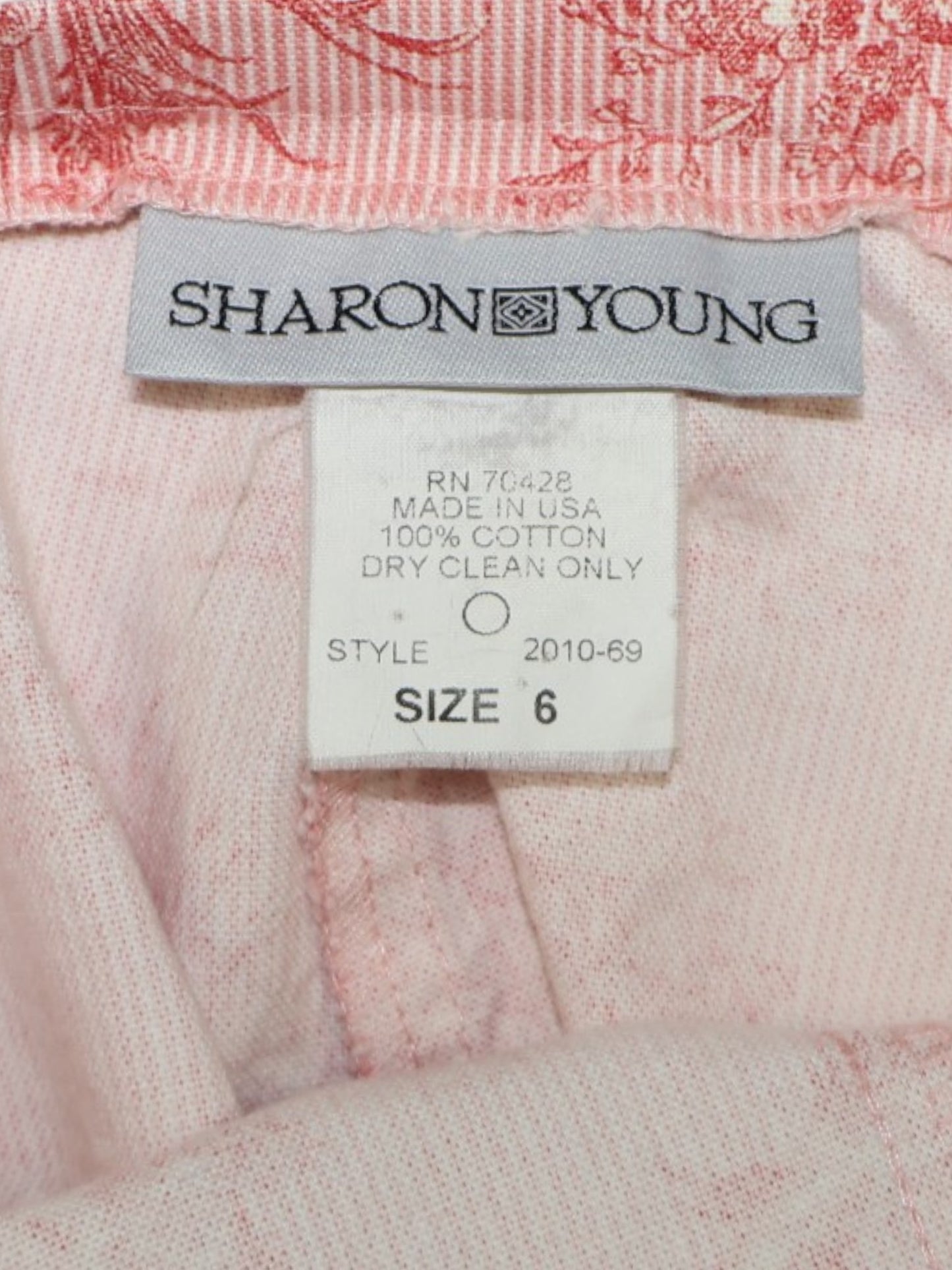 PANTALÓN CAPRI ROSADO CON ESTAMPADO LIENZO DE JOUY | SHARON YOUNG | TALLA 6 (S)