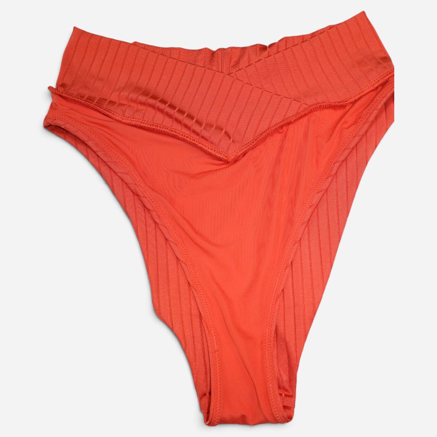 PANTY DE TRAJE DE BAÑO DE TIRO ALTO | AERIE | TALLA M