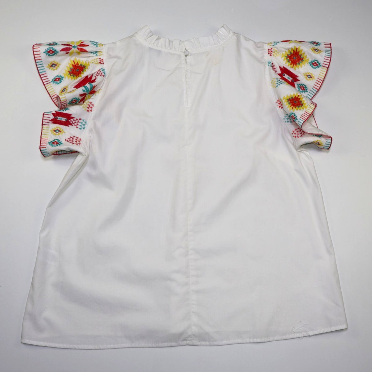 BLUSA BLANCA CON MANGAS BORDADAS | CROWN & IVY | TALLA XL