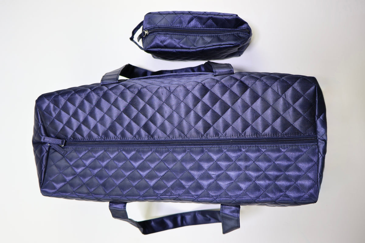 BULTO DE VIAJE ACOLCHADO CON NECESER A JUEGO | DSW