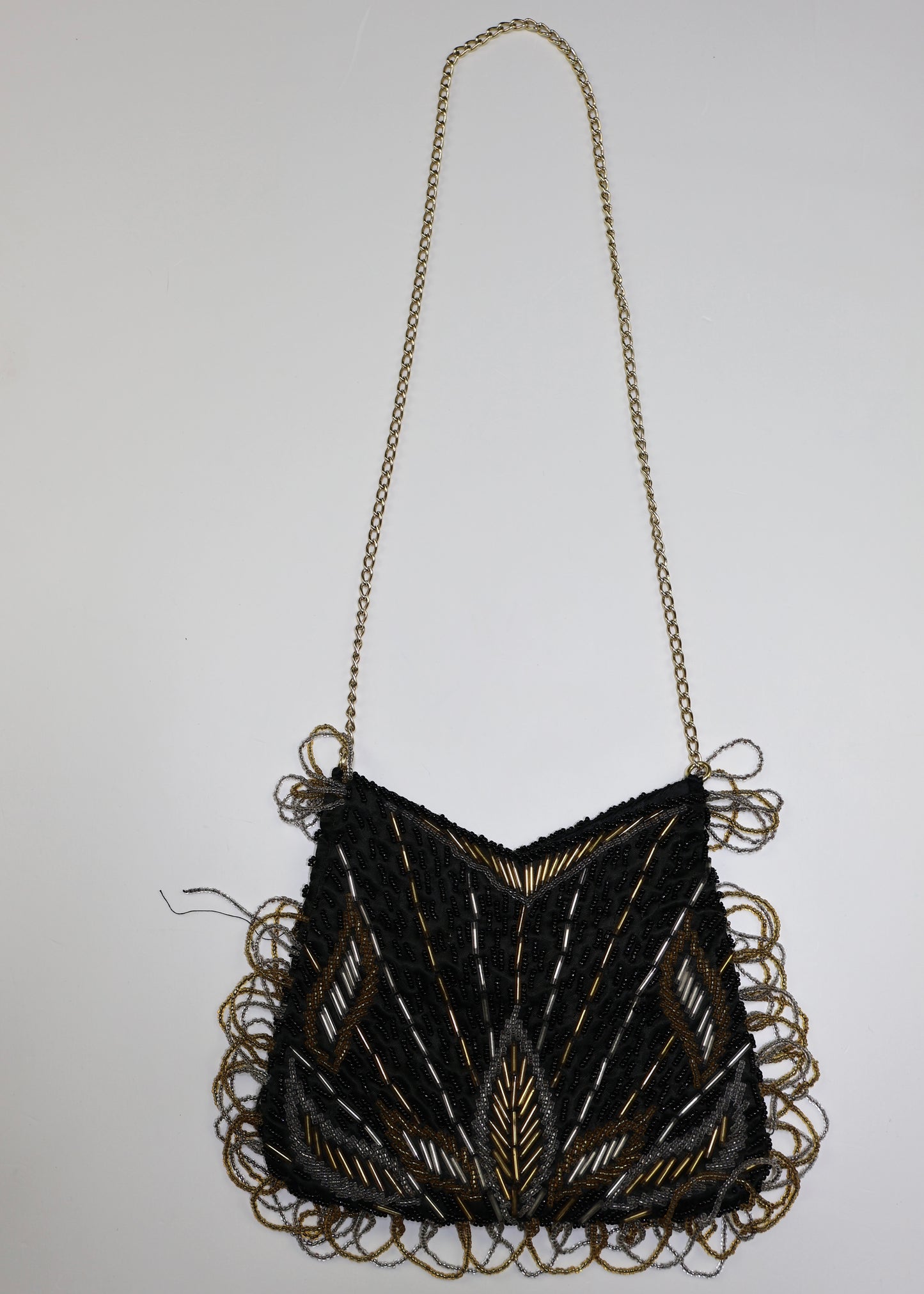 BOLSO DE NOCHE BORDADO CON BOLITAS | LE REGALE