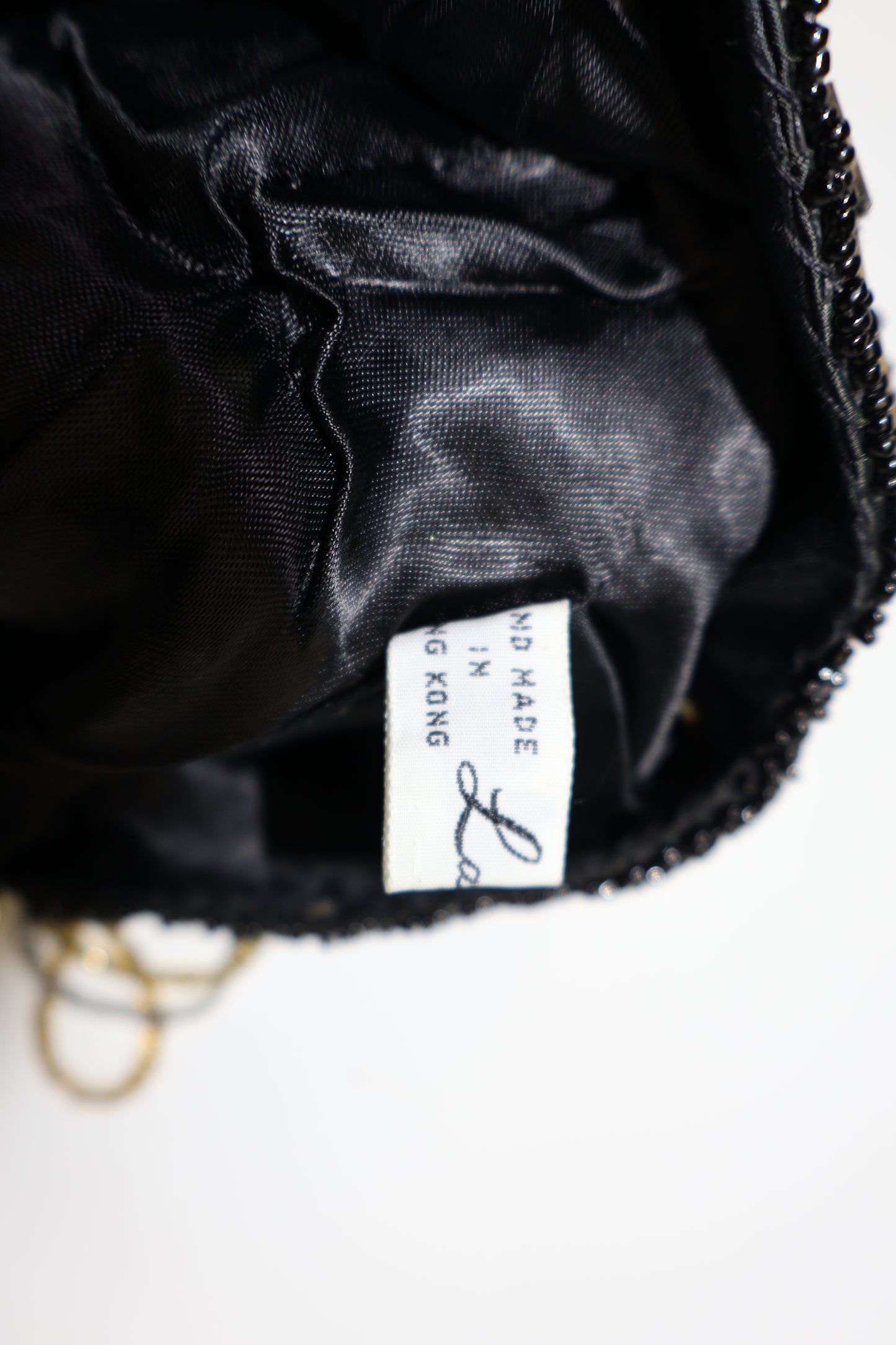 BOLSO DE NOCHE BORDADO CON BOLITAS | LE REGALE