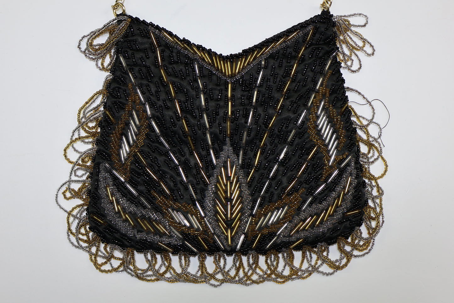 BOLSO DE NOCHE BORDADO CON BOLITAS | LE REGALE