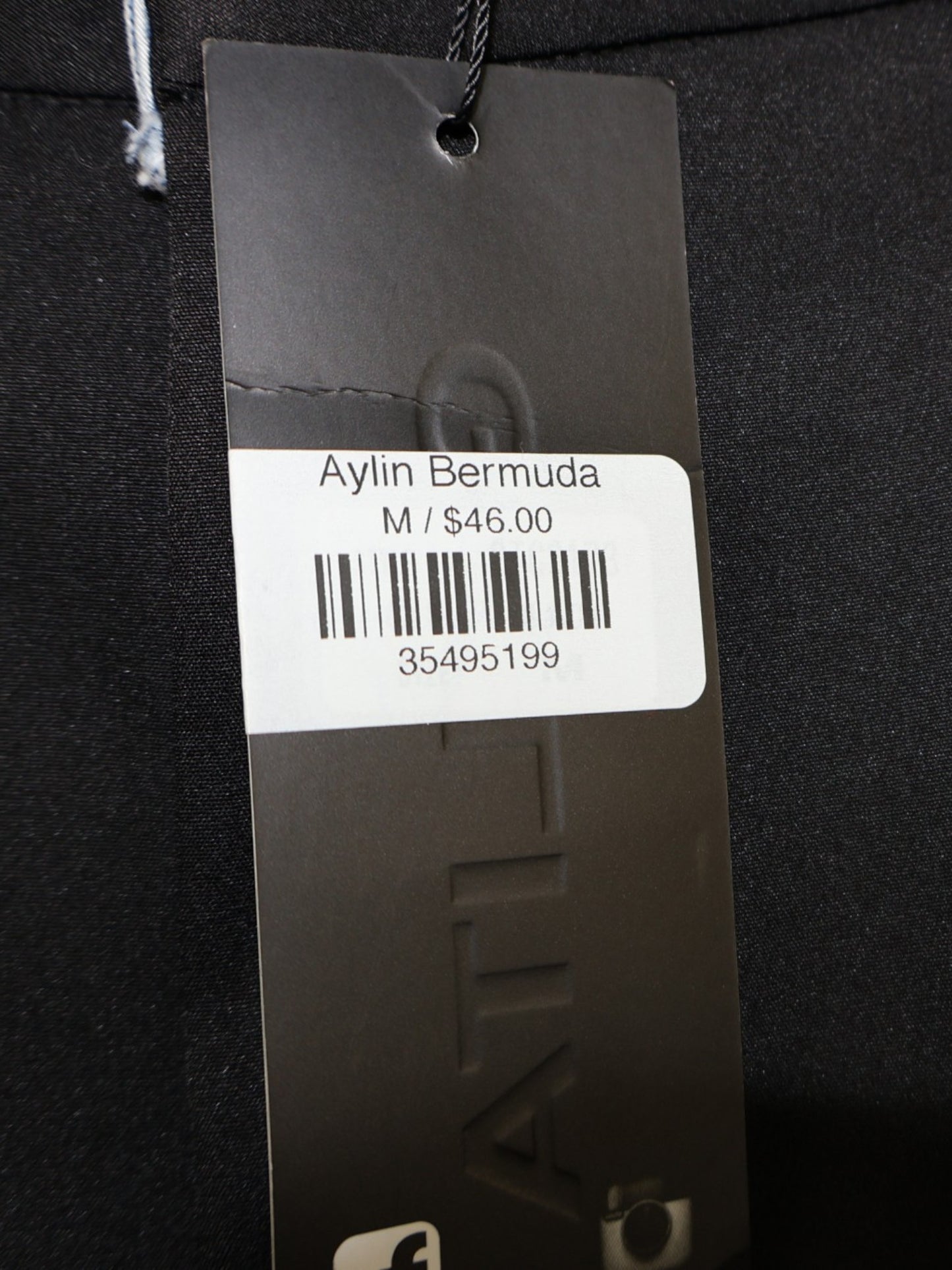 BERMUDA NEGRA CON CINTURA EN DENIM | GALITA | TALLA M