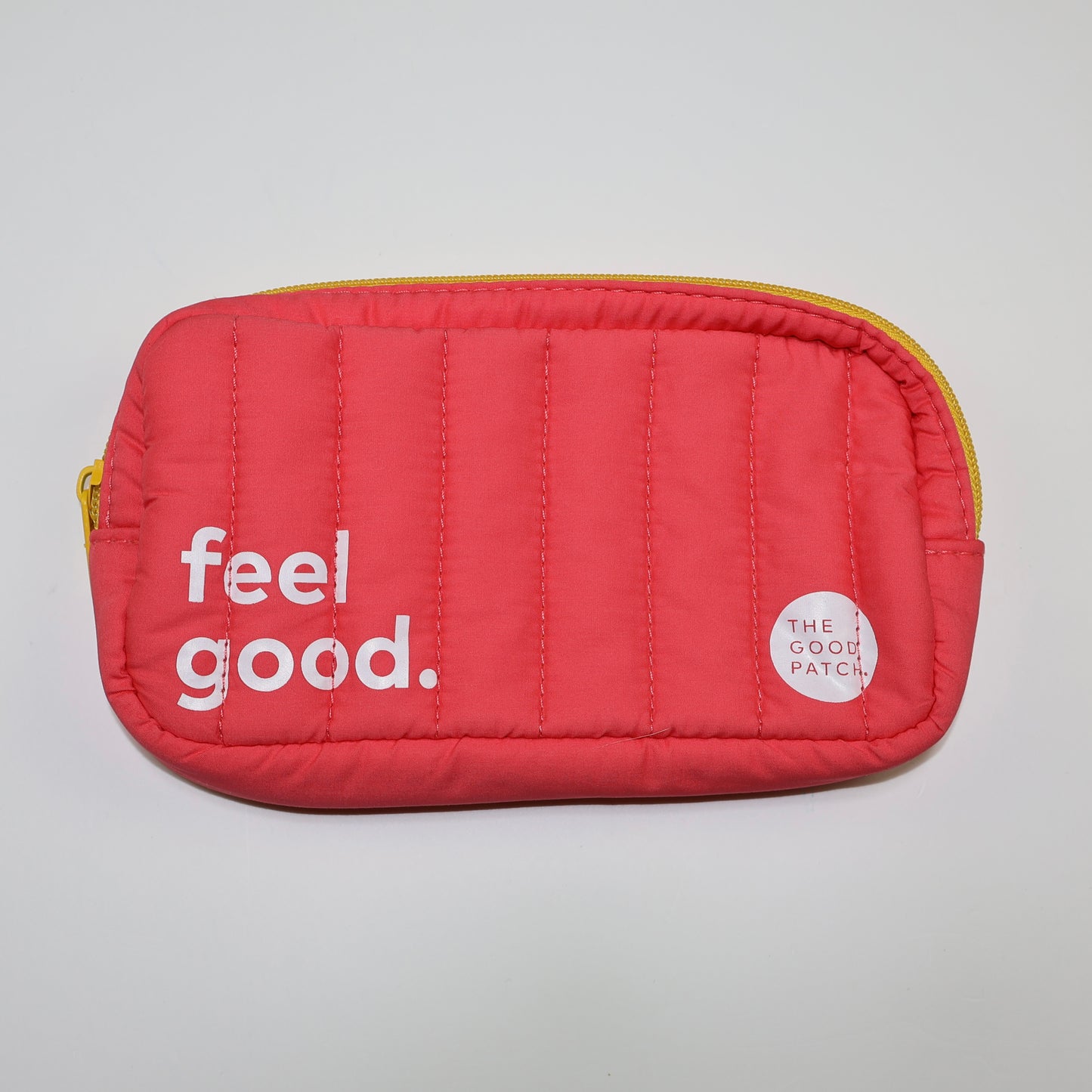 ESTUCHE ACOLCHADO ROJO CORAL | THE GOOD PATCH