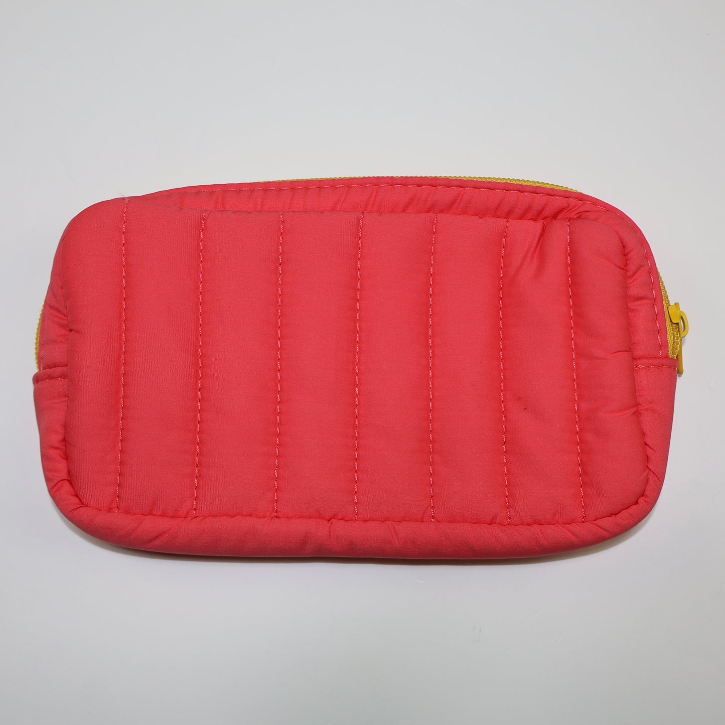 ESTUCHE ACOLCHADO ROJO CORAL | THE GOOD PATCH