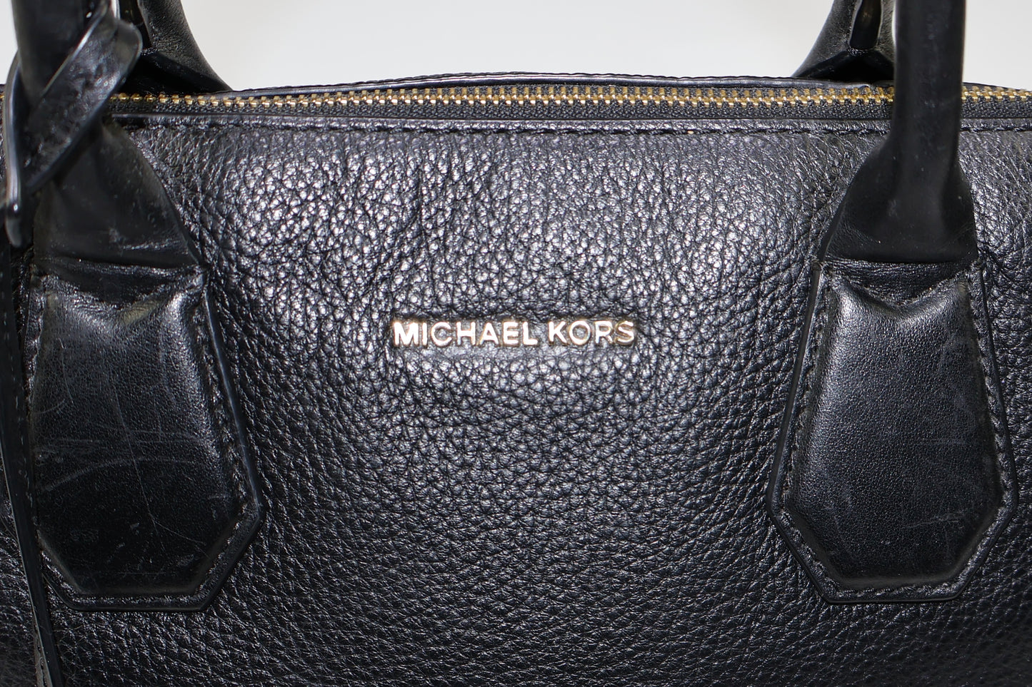 CARTERA NEGRA TIPO SATCHEL | MICHAEL KORS