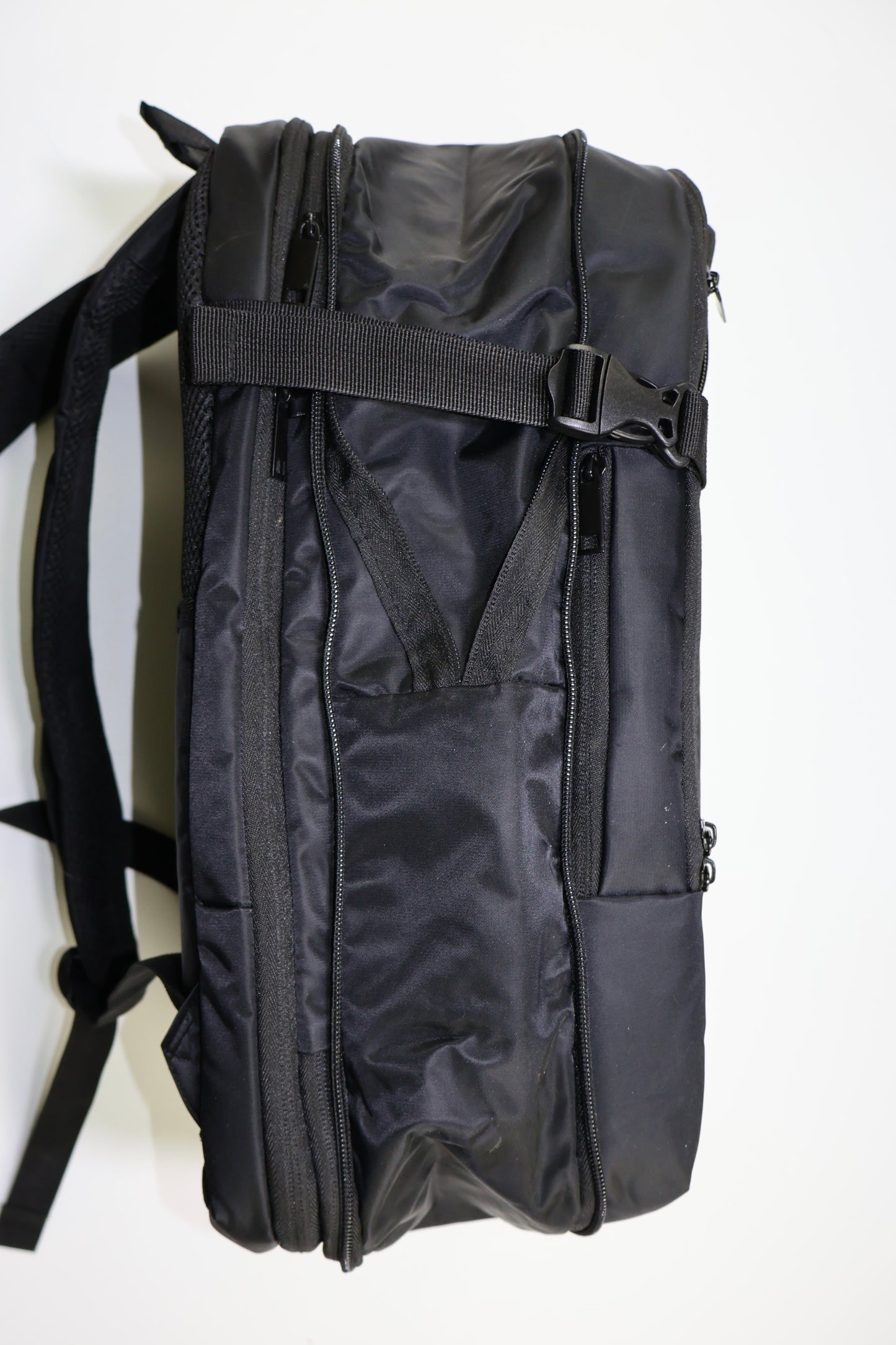 MOCHILA DE VIAJE NEGRA | DUCHAMP LONDON