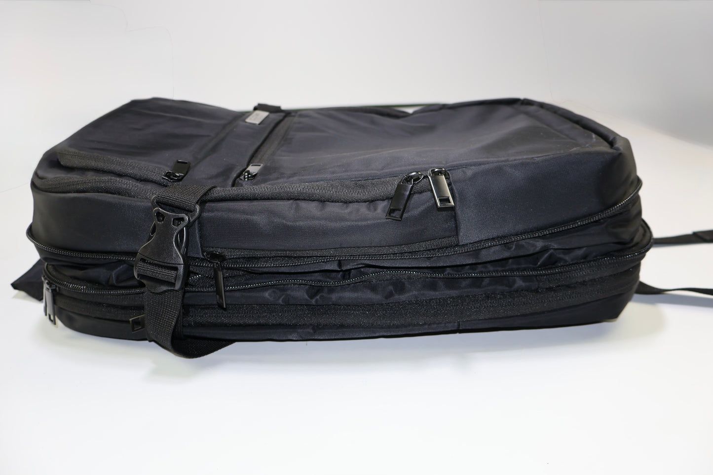 MOCHILA DE VIAJE NEGRA | DUCHAMP LONDON