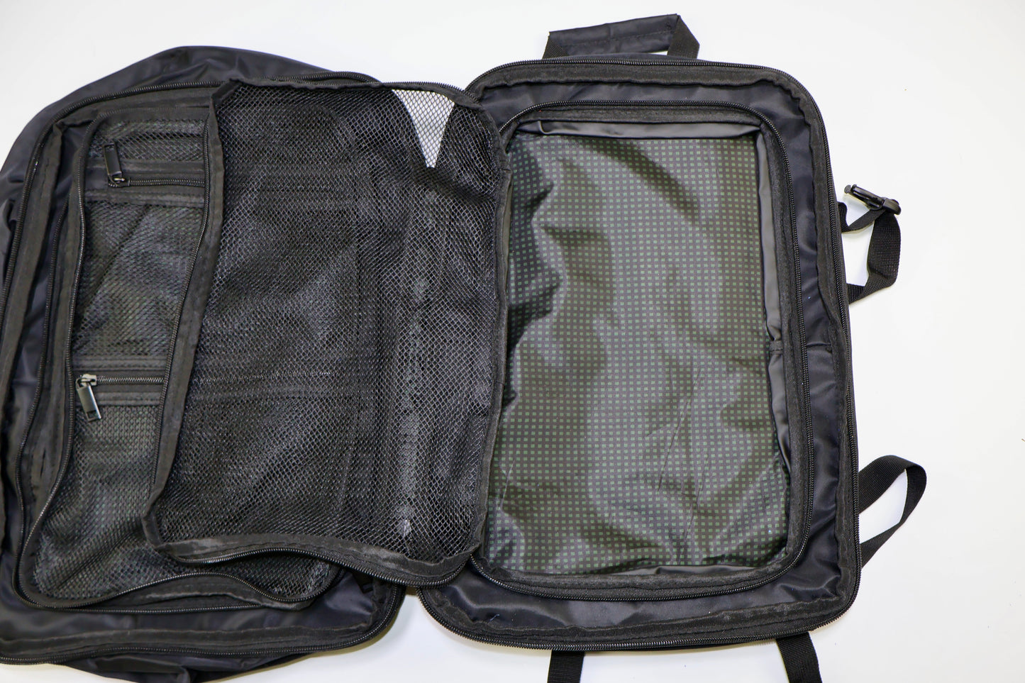 MOCHILA DE VIAJE NEGRA | DUCHAMP LONDON
