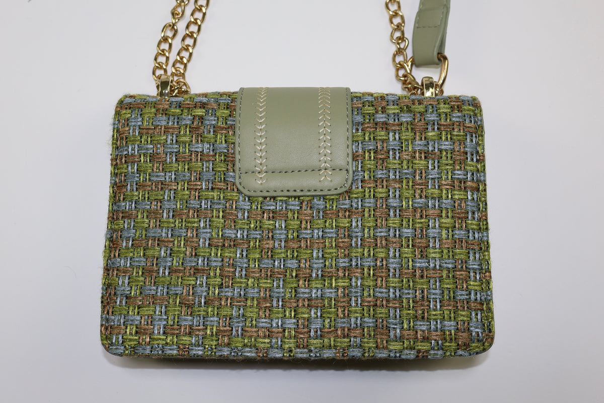 CARTERA VERDE CON CADENA