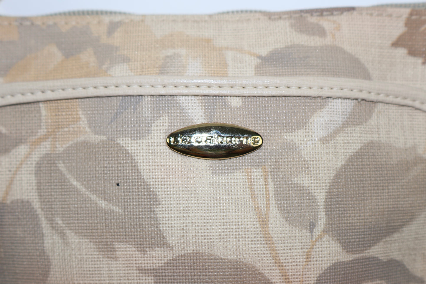 BOLSO CROSSBODY BEIGE CON ESTAMPADO FLORAL | LIZ CLAIBORNE