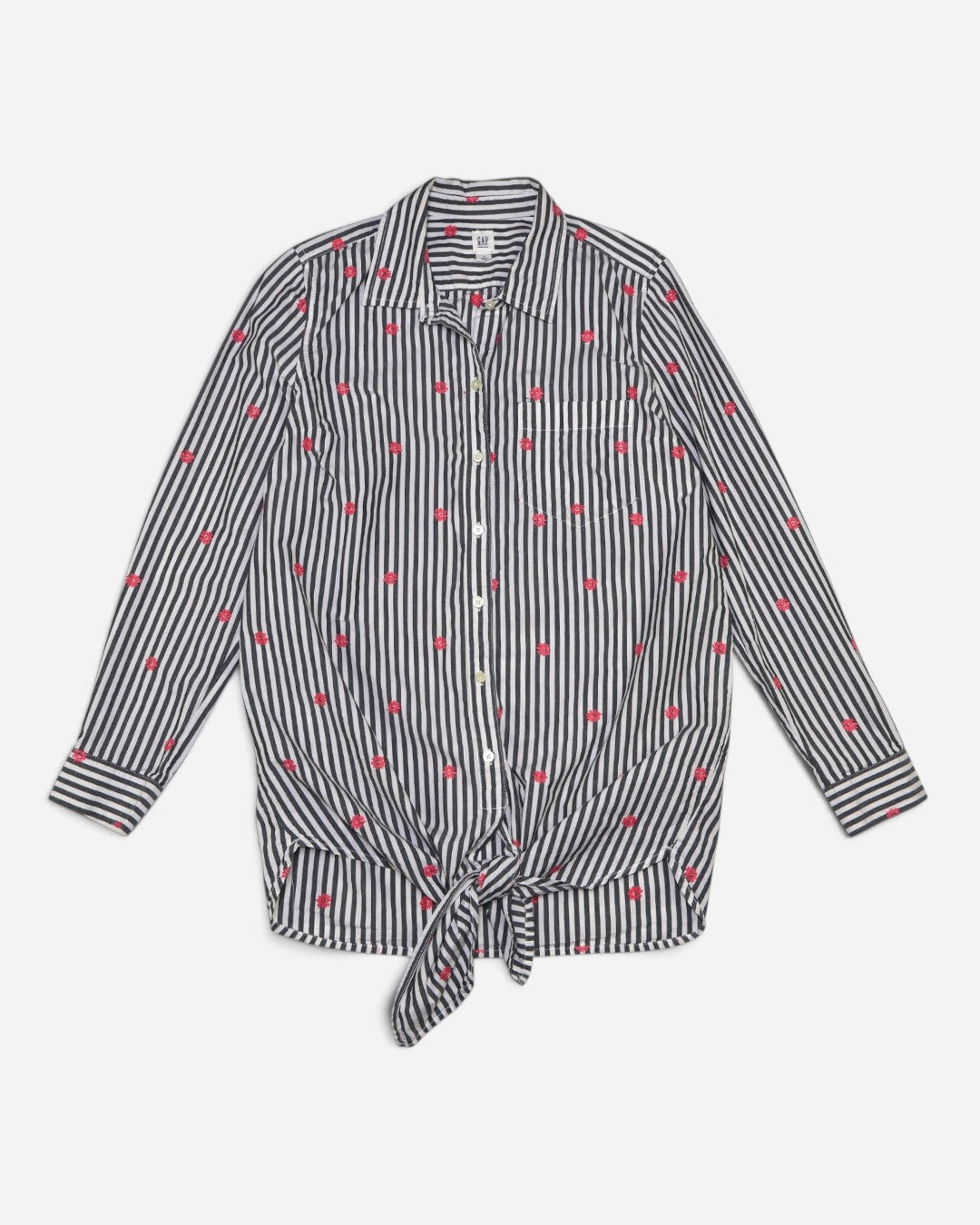 Camisa de maternidad Gap a rayas con flores rosadas bordadas y nudo, talla S, ropa de segunda mano en República Dominicana