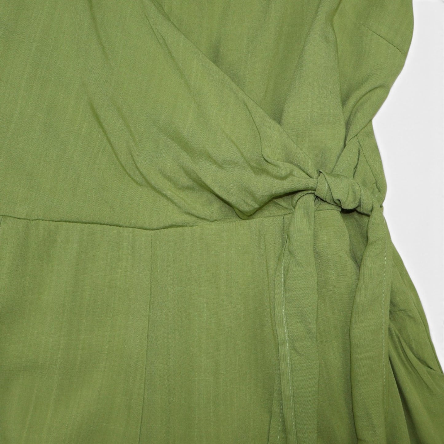 ROMPER VERDE CON TIRANTES | ONE CLOTHING | TALLA XL