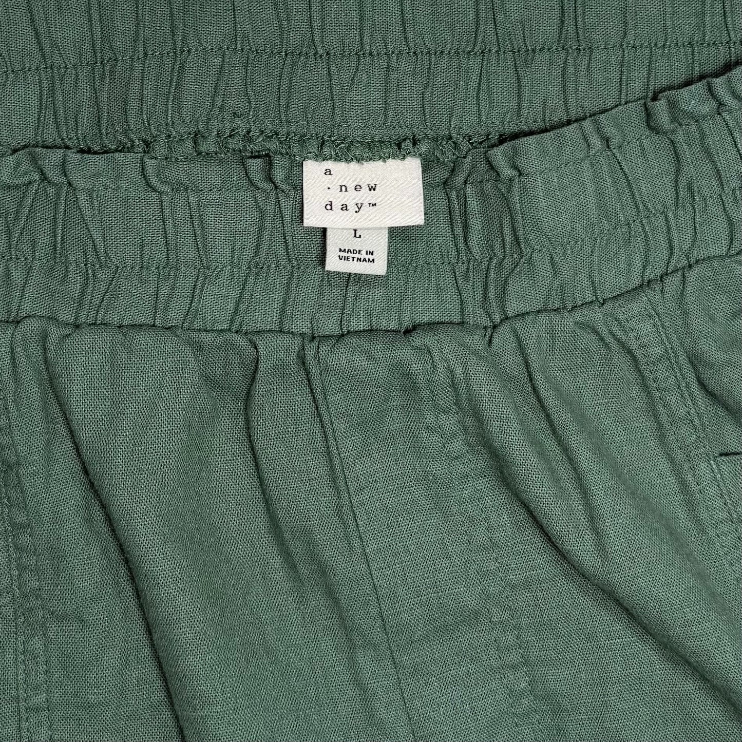 SHORTS VERDE DE LINO VERDE | A NEW DAY | L