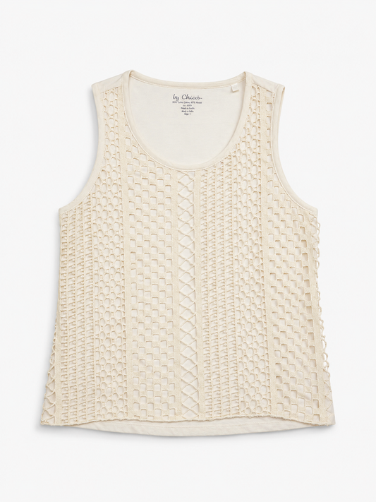 TOP SIN MANGAS COLOR CREMA CON DETALLE TEXTURIZADO | CHICO’S | TALLA L