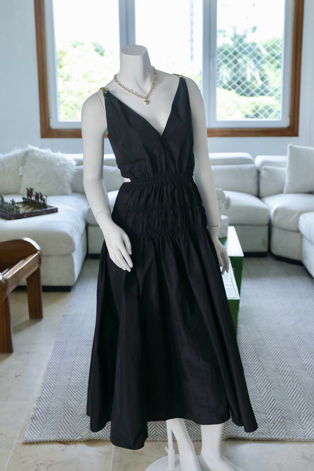 VESTIDO NEGRO V-NECK TAFFETA MIDI DRESS | MAJE | 40 (US 8)
