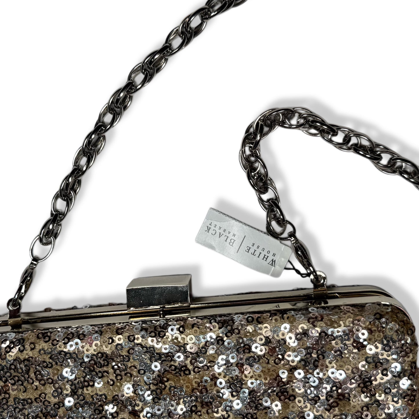 CLUTCH DE LENTEJUELAS DORADAS | WHITE HOUSE BLACK MARKET