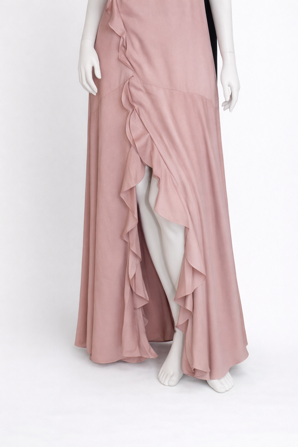 NUEVO CON ETIQUETA | VESTIDO MAXI ROSADO CON VOLANTES Y ESPALDA CRUZADA | LULUS | TALLA S