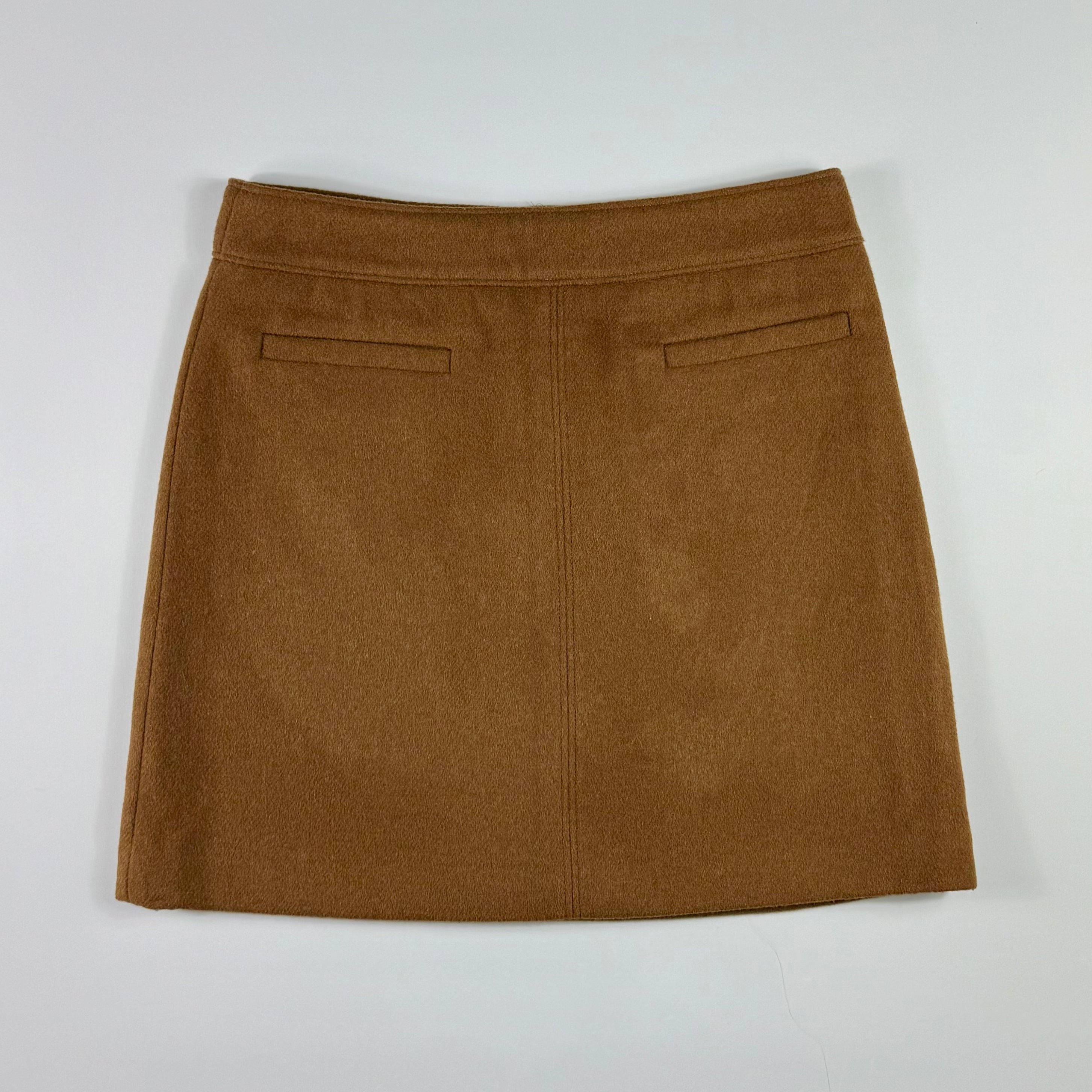 Falda de lana camel LOFT, talla 6, ropa de segunda mano en República Dominicana