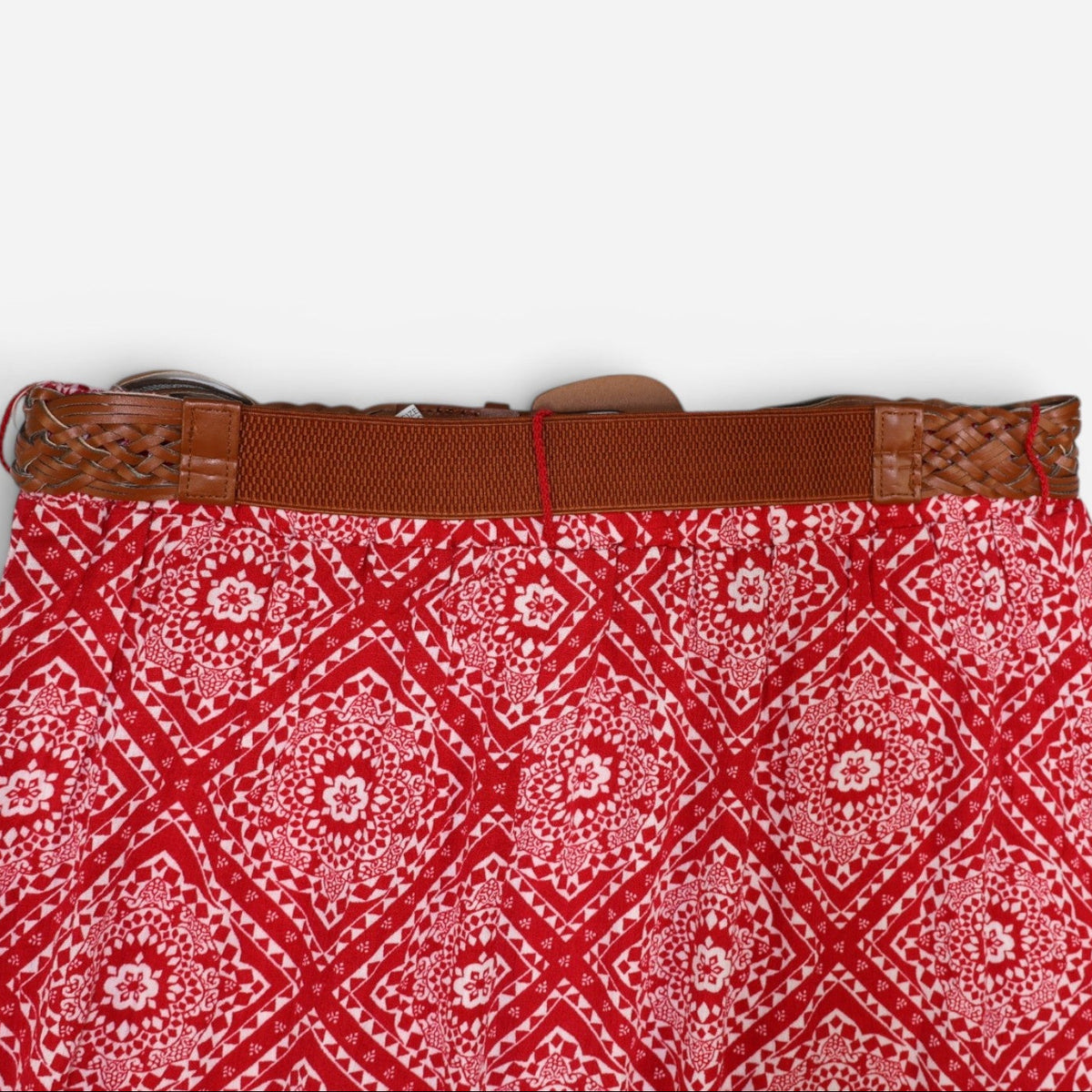 Falda roja estampada con correa para mujer Faded Glory talla L (12-14), foto 4