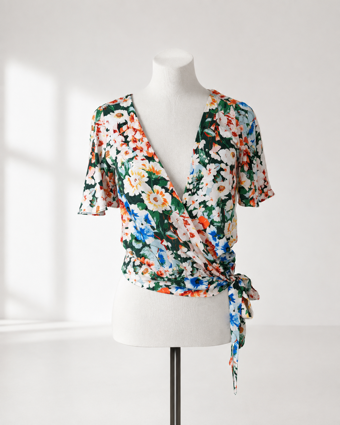 BLUSA CRUZADA CON ESTAMPADO FLORAL | ZARA | TALLA XS