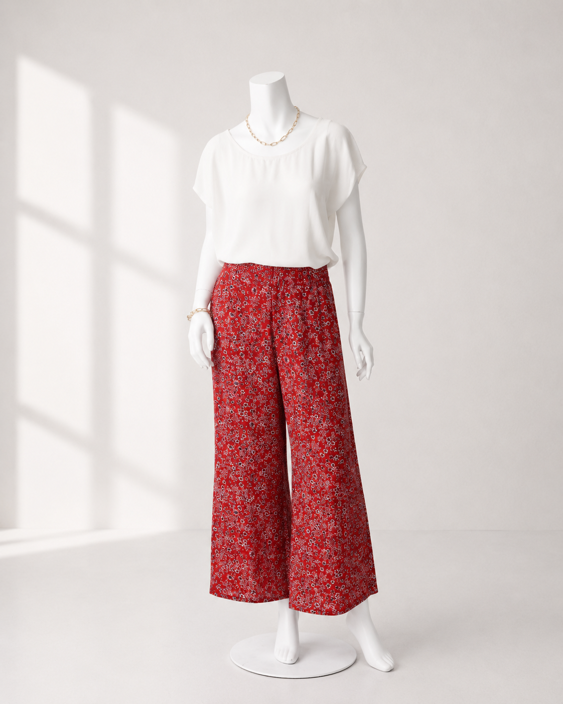 PANTALÓN WIDE LEG CON ESTAMPADO FLORAL | BLUE LIFE | TALLA S