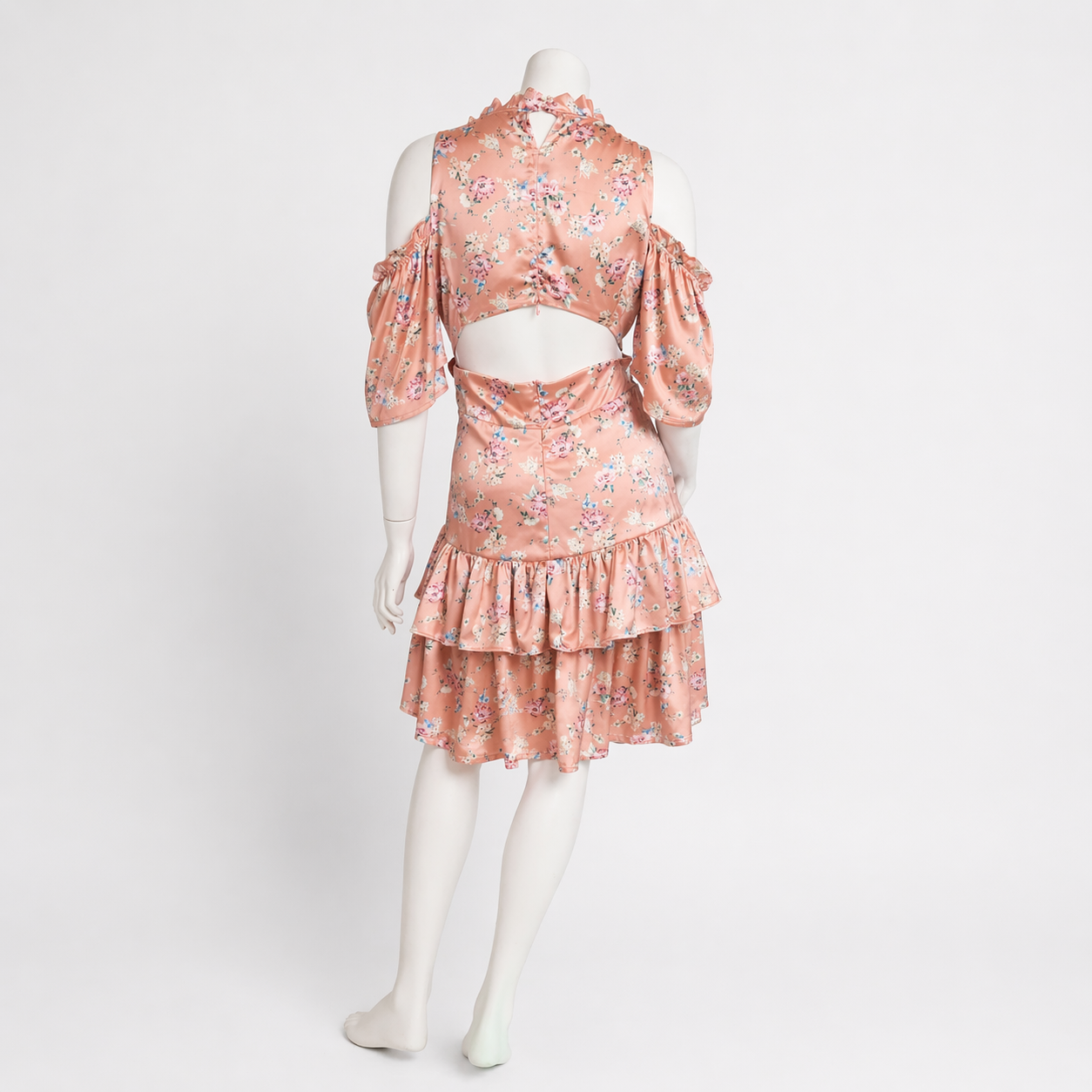 VESTIDO CORTO SATINADO CON ESTAMPADO FLORAL | TALLA L
