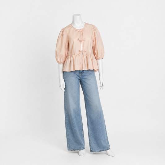 BLUSA PEPLUM CON LAZOS FRONTALES Y MANGAS ABULLONADAS | MABLE | TALLA S
