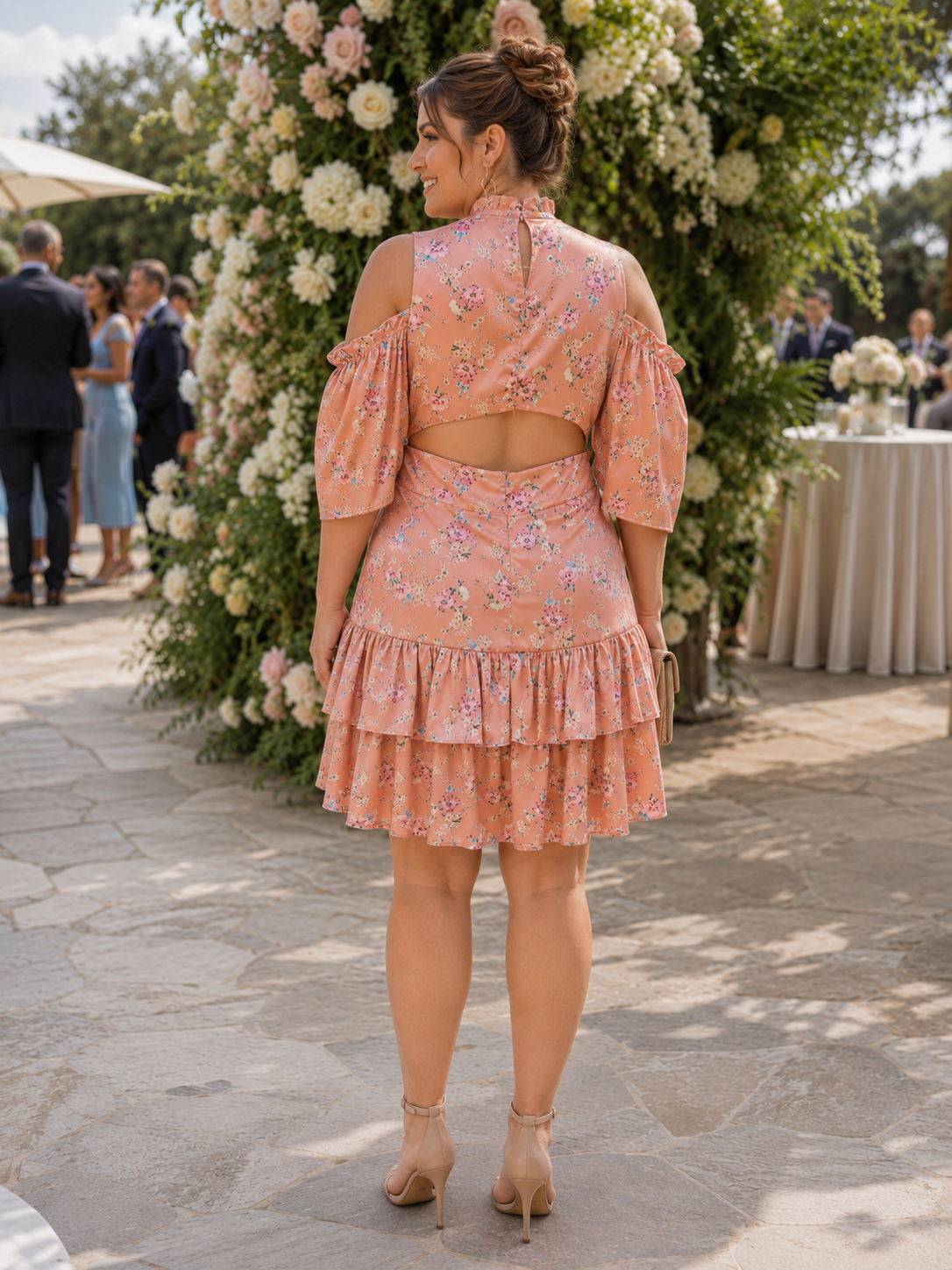VESTIDO CORTO SATINADO CON ESTAMPADO FLORAL | TALLA L